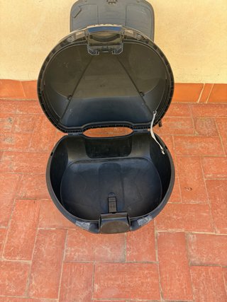 Baúl SHAD para Kymco Xciting 400