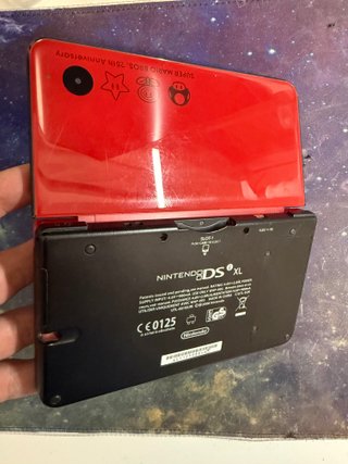 Nintendo DSi XL súper mario