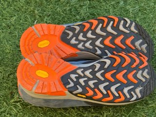 Zapatos de seguridad Base azules y naranjas