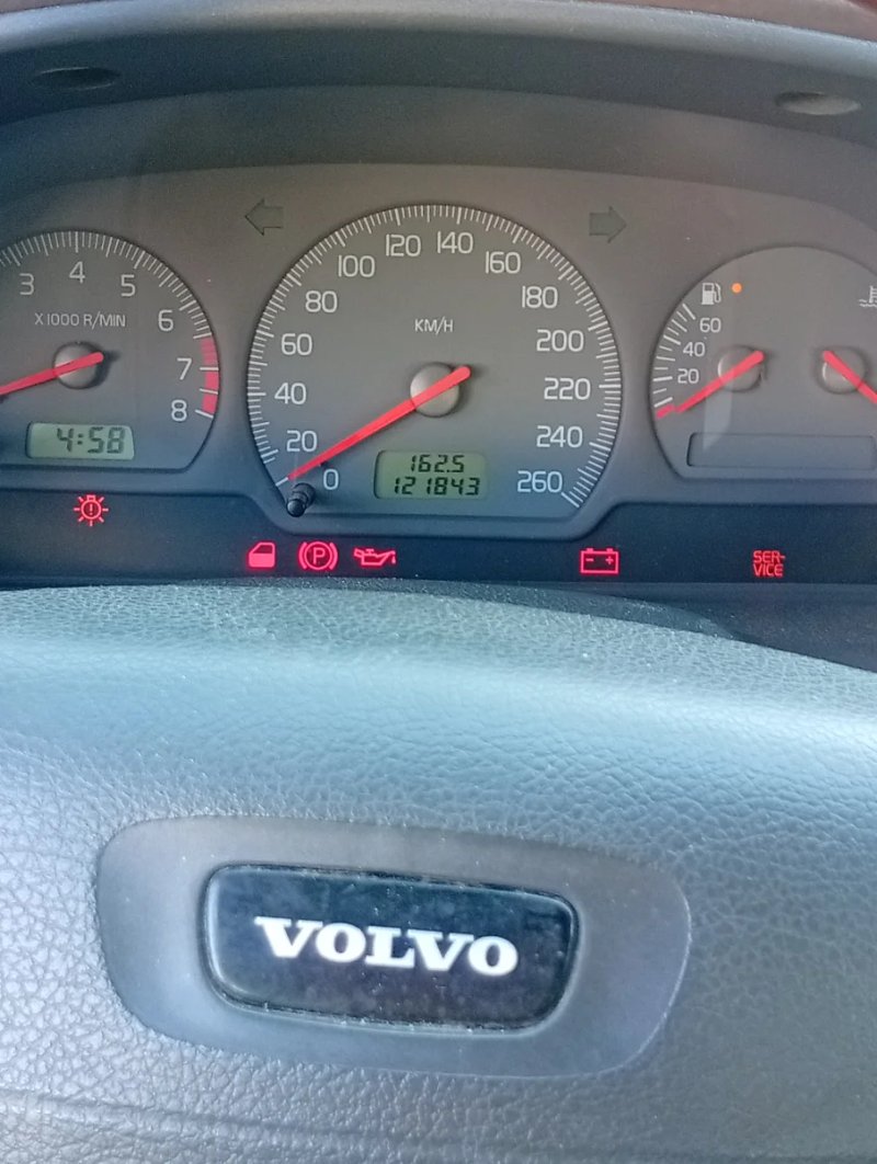 Volvo S40 1999 - foto 1