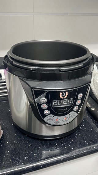 Olla GM Programable Modelo D 1000W