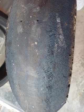 Pneu Pirelli Diablo Superbike SC X 200/65R17 usado