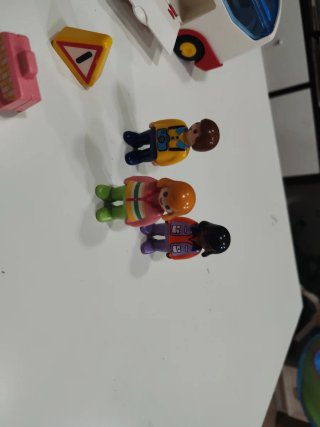 Play Mobil Bus, avión y Figuras