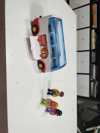 Play Mobil Bus, avión y Figuras