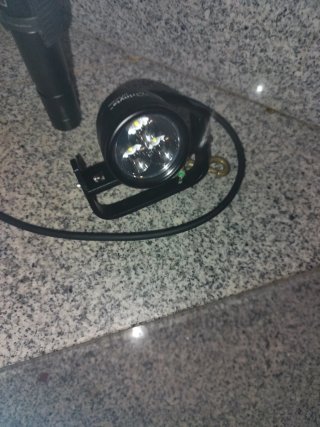 Linterna de buceo profesional