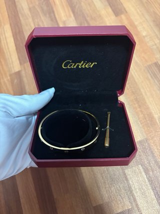 Pulsera Cartier LOVE Oro y Rojo
