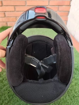 Casco de moto negro