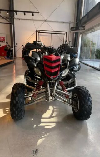 Yamaha Raptor 660R Quad Negro/Rojo