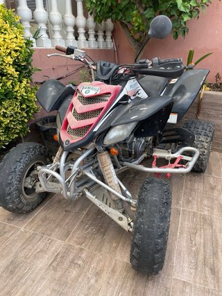 Yamaha Raptor 660R Quad Negro/Rojo