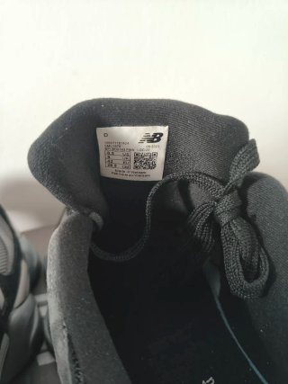 New Balance 9060 Negro Gris