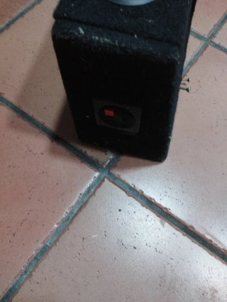 Cajón de madera para 2 altavoces 8 pulgadas