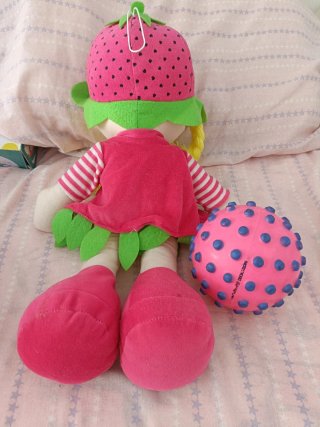 Muñeca Fresita de trapo