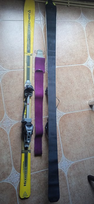 Equipo de esquí de travesía