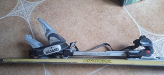 Equipo de esquí de travesía