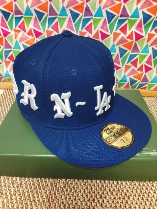 Gorra New Era 59Fifty Azul y Blanca Talla 7.1/4