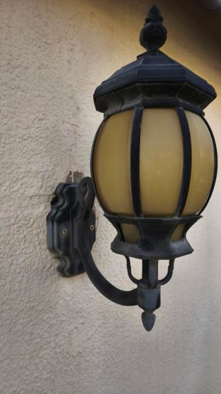 Farol y aplique de jardín