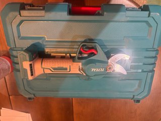 Kit TOTAL 2 en 1: Sierra y Tijera Podar