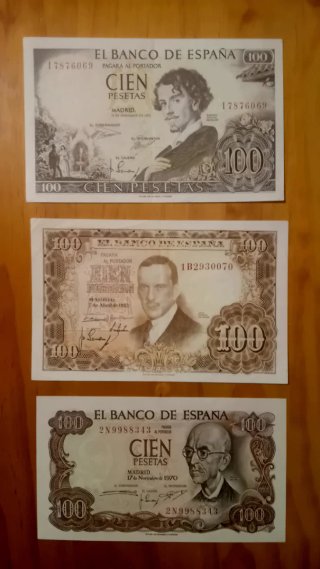 Billetes antiguos: 5000, 2000 1000, 500, 200 y 100