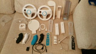 Nintendo Wii con mandos y juegos