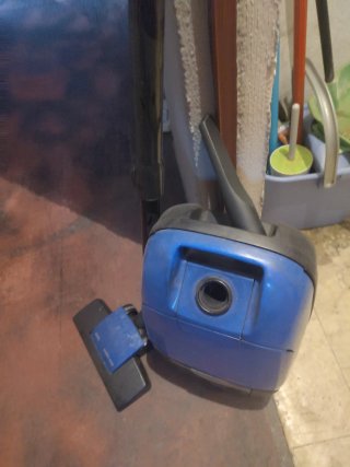 Aspiradora AEG Vario 450 (Incompleta)
