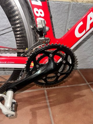 Bicicleta de carretera Capsule Roja