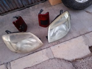 Faros y pilotos coche 2003-2011