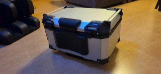 Baúl Moto Universal 65L
