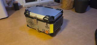 Baúl Moto Universal 65L