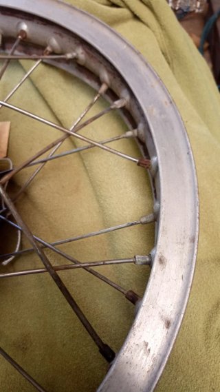 Rueda moto Bultaco