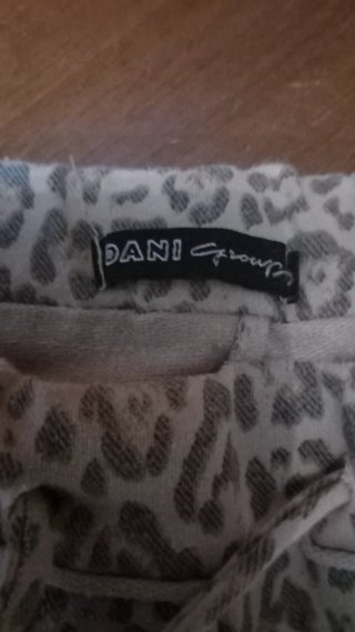 Pantaloni leggings fantasia maculata