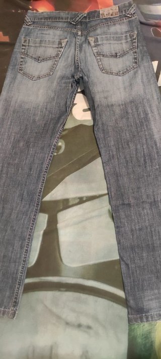 Pantalón 42 Vaquero Corte Moderno