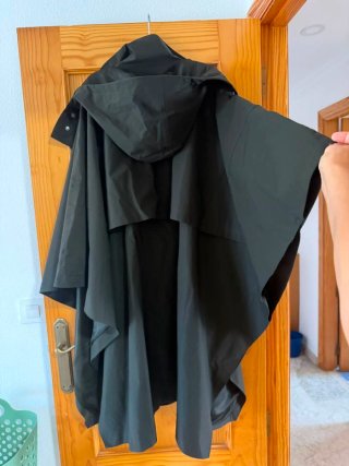 Trench Capa Zara Edición Limitada Wáter repelente