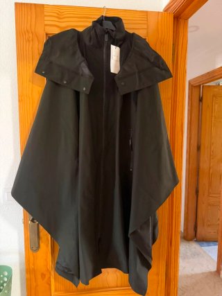Trench Capa Zara Edición Limitada Wáter repelente