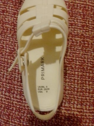 Sandalias blancas niña/o Primark