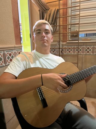 Guitarra Clásica Gogi