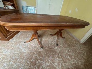 Mesa de madera maciza para sala de reuniones