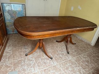 Mesa de madera maciza para sala de reuniones