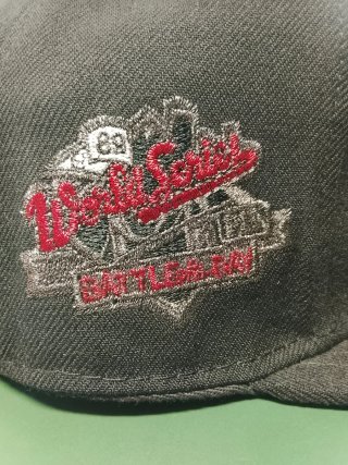 Gorra New Era 59Fifty Negra Roja Talla7.1/2