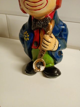 Payaso de escayola con sombrero