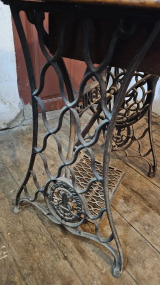 Máquina de coser Singer Modelo 27