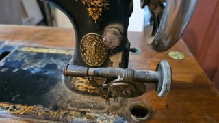 Máquina de coser Singer Modelo 27