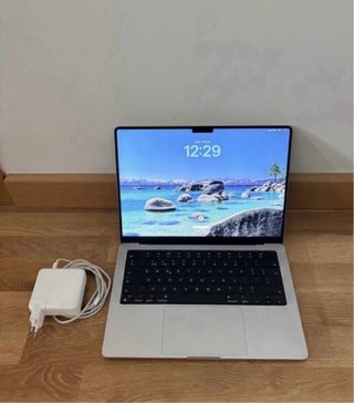 MacBook Pro 14 2021 16GB 1TB