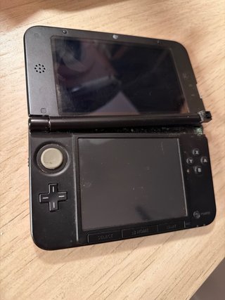Nintendo 3DS XL Rossa