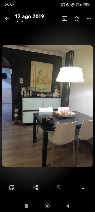 Mesa comedor y 4 sillas