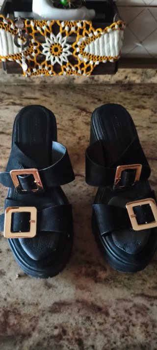 Sandalias tacón negras hebilla talla 39