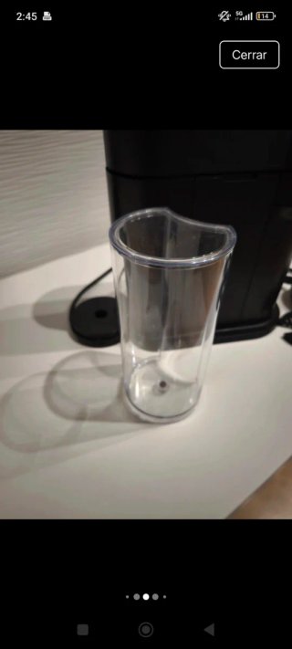 Cafetera Nespresso Negra