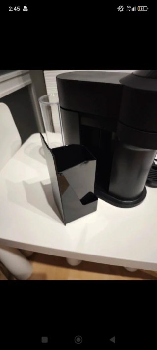 Cafetera Nespresso Negra