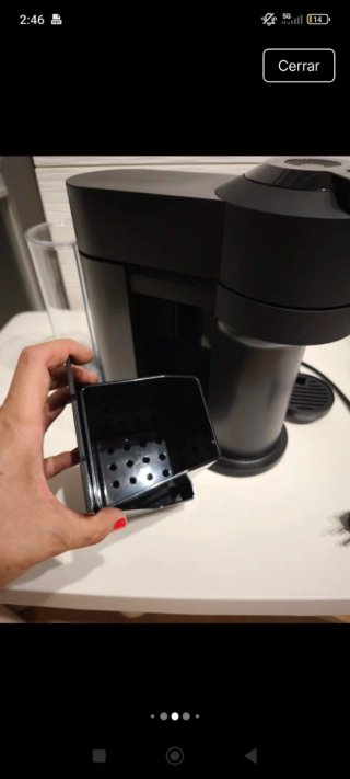 Cafetera Nespresso Negra