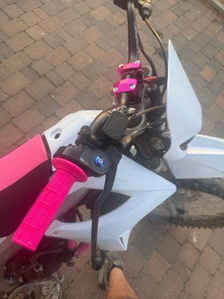 Derbi Senda R 2000 Blanca y Rosa