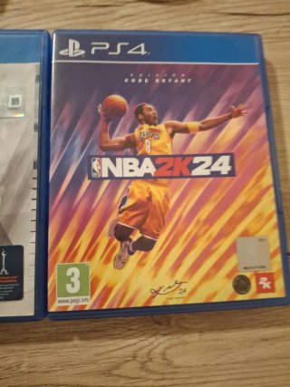 PS4 (PlayStation 4) + Controller e 5 Giochi